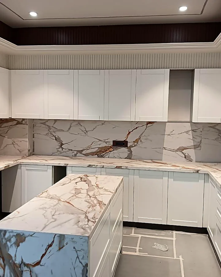Island Kitchen design in Lucknow